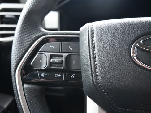 Used 2024 Toyota Tundra Limited image 29