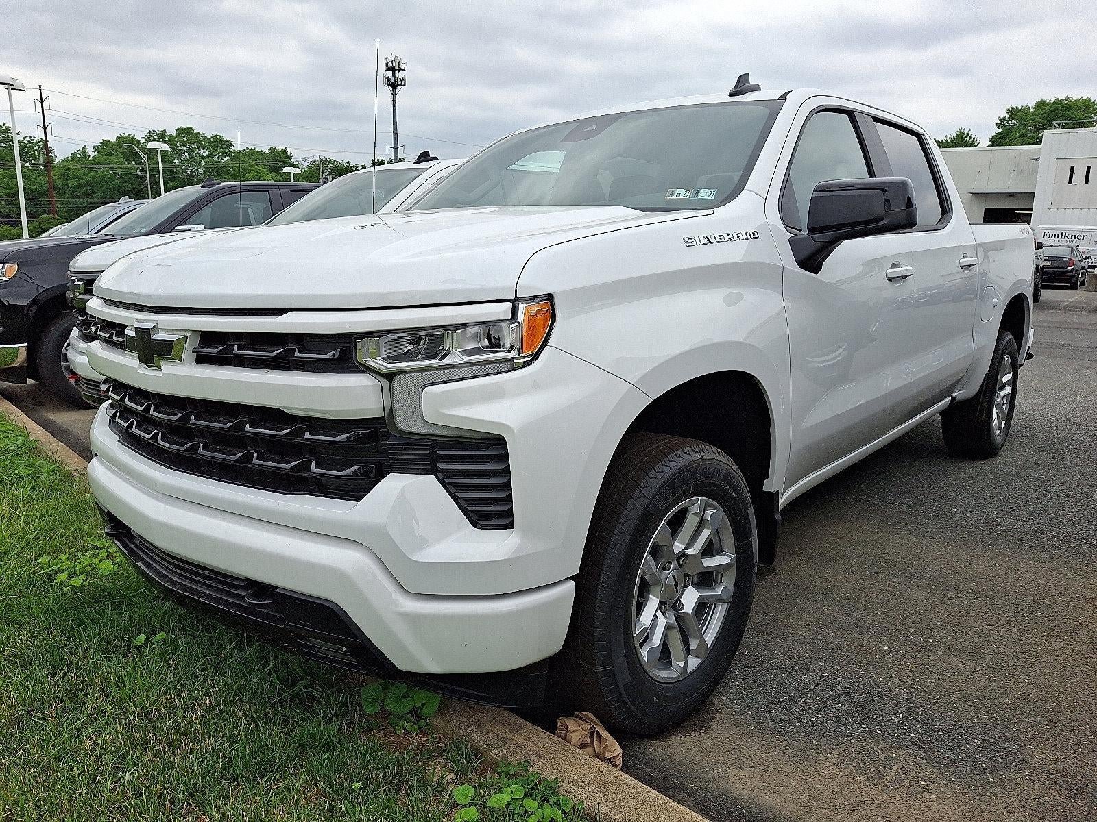 New 2026 Chevrolet Silverado 1500 RST w/ Convenience Package II AWD/4WD image 3