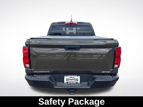 Used 2024 Chevrolet Colorado ZR2 w/ Technology Package AWD/4WD image 5
