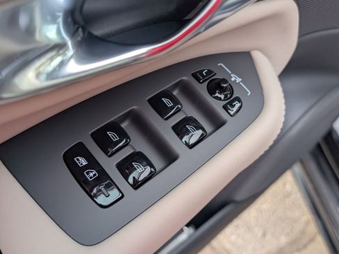 New 2026 Volvo XC90 B5 Plus w/ Protection Package Premier image 8