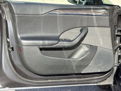 Used 2021 Tesla Model S Plaid image 23