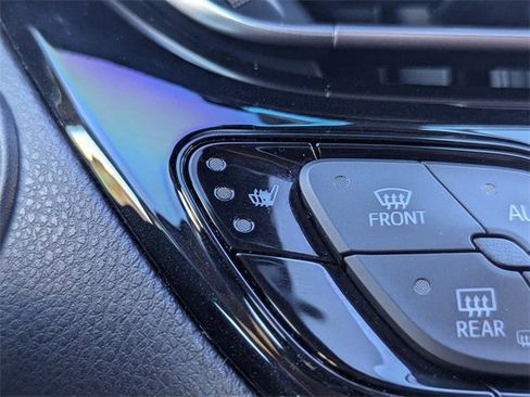 Used 2018 Toyota C-HR XLE image 24