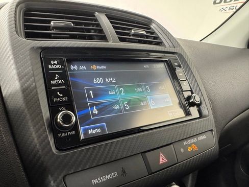Used 2023 Mitsubishi Outlander Sport ES AWD/4WD image 18