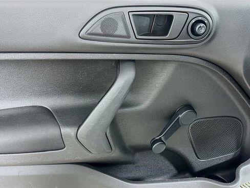 Used 2017 Ford Fiesta S image 10