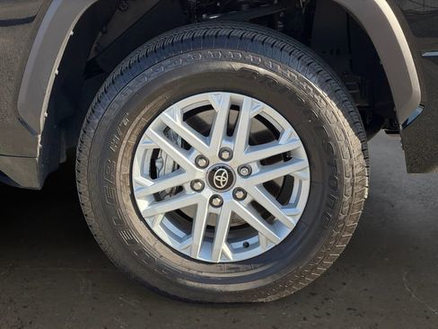 Used 2025 Toyota Tundra SR5 image 10