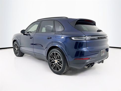 New 2026 Porsche Cayenne E-Hybrid image 3
