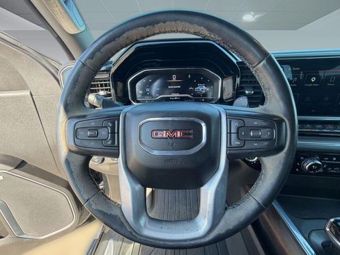 Used 2023 GMC Sierra 1500 SLT w/ SLT Premium Plus Package AWD/4WD image 16