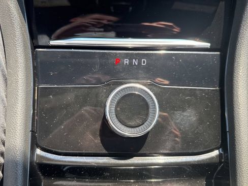 Used 2023 Jeep Grand Cherokee L Laredo AWD/4WD image 37