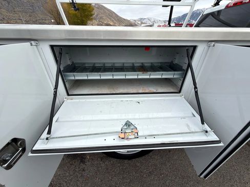 Used 2022 RAM 2500 Tradesman w/ Protection Group image 12