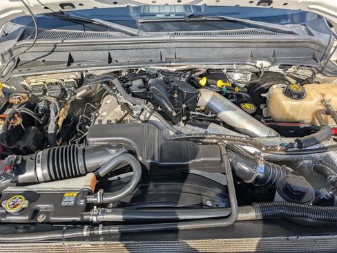 Used 2012 Ford F250 XLT w/ XLT Premium Pkg image 10