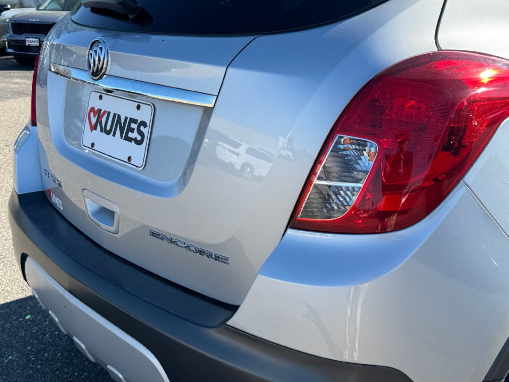 Used 2015 Buick Encore Convenience FWD image 35