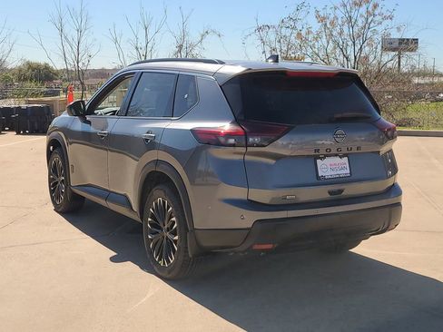 New 2026 Nissan Rogue SV FWD image 2