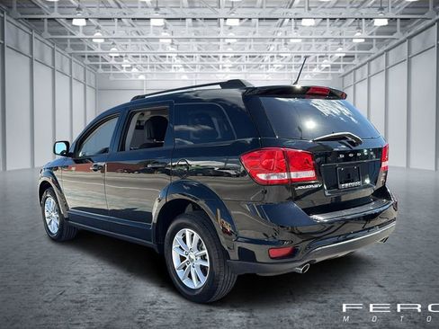 Used 2017 Dodge Journey SXT w/ Comfort/Convenience Group image 3