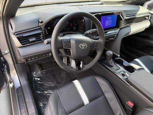 New 2026 Toyota Camry SE image 12