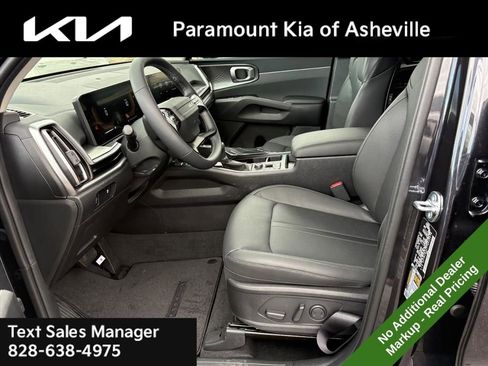 New 2026 Kia Sorento S image 18