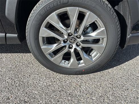New 2025 Toyota RAV4 XLE Premium image 9