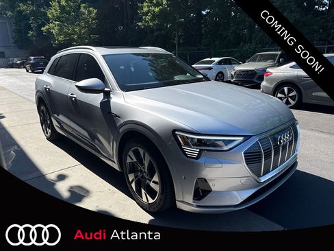 Used 2022 Audi e-tron Premium Plus w/ Premium Plus Package AWD/4WD image 1