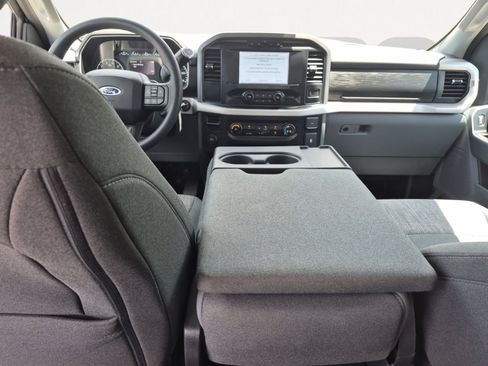 Used 2023 Ford F150 XLT RWD image 3
