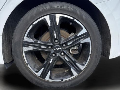Used 2022 Kia K5 GT-Line AWD/4WD image 11