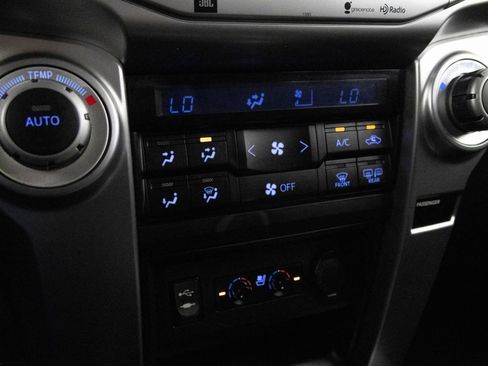 Used 2014 Toyota 4Runner Limited AWD/4WD image 23