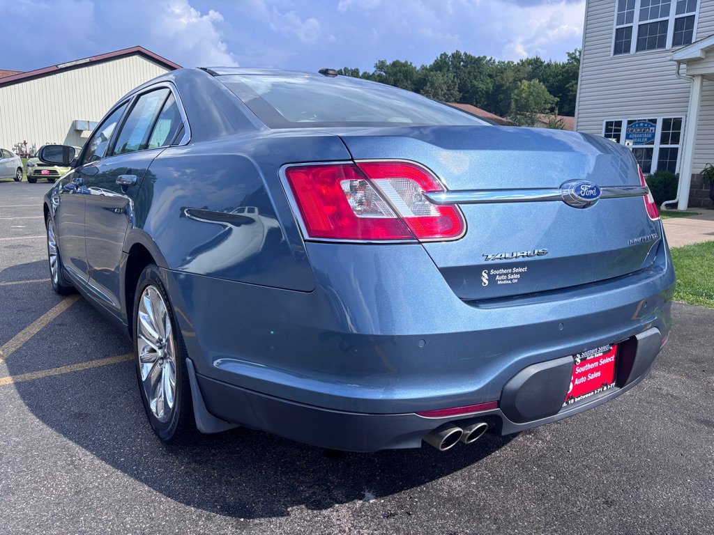 Used 2010 Ford Taurus Limited AWD/4WD image 8