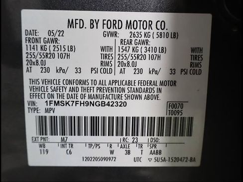 Used 2022 Ford Explorer Limited w/ Equipment Group 301A RWD image 13