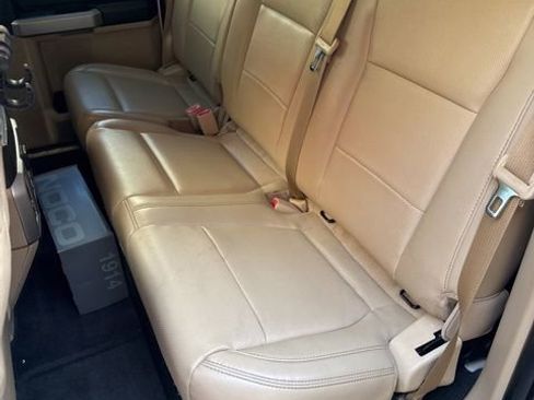 Used 2016 Ford F150 Lariat image 13