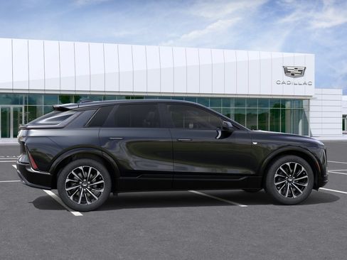New 2026 Cadillac Lyriq Sport RWD image 8