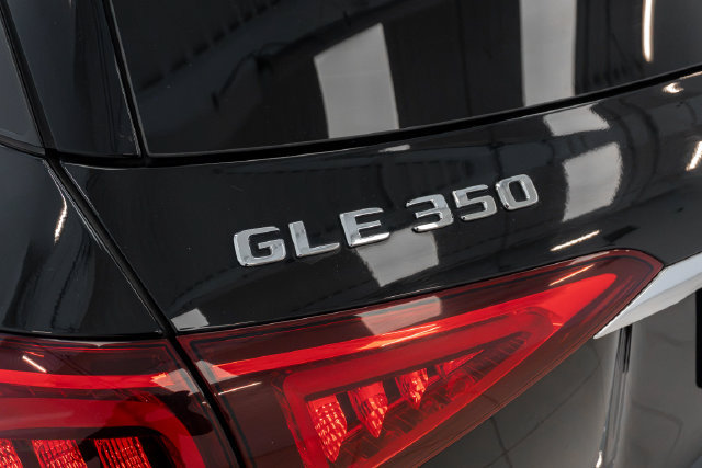 Used 2023 Mercedes-Benz GLE 350 w/ AMG Line Exterior image 34