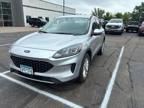 Used 2020 Ford Escape SE AWD/4WD image 2