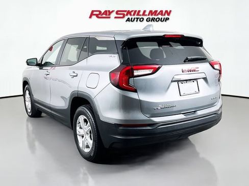 Used 2024 GMC Terrain SLE AWD/4WD image 5