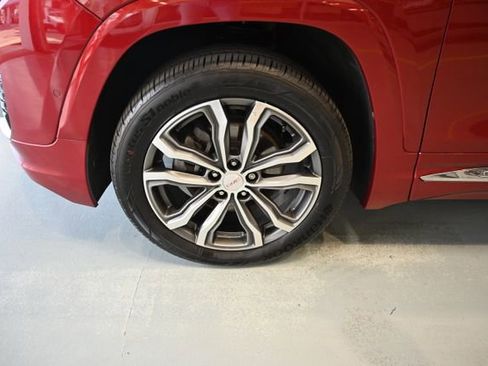 Used 2018 GMC Terrain Denali w/ Advanced Safety Package AWD/4WD image 29