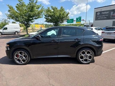 Used 2024 Alfa Romeo Tonale Veloce AWD/4WD image 4
