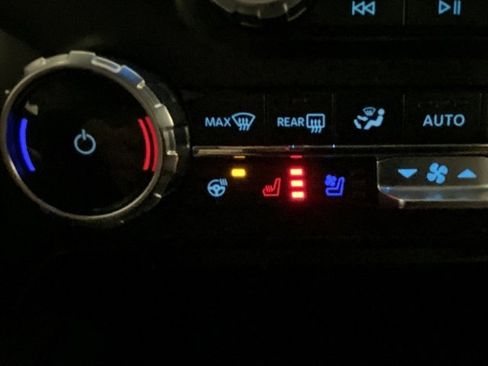 Used 2024 Ford F350 Lariat w/ Lariat Ultimate Package image 36