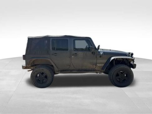 Used 2014 Jeep Wrangler Unlimited Sport w/ Quick Order Package 24S AWD/4WD image 2