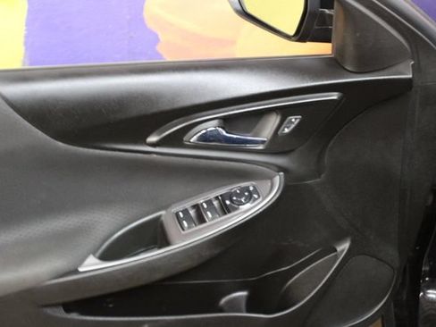 Used 2022 Chevrolet Malibu RS FWD image 13