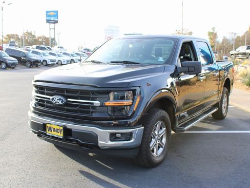 Used 2024 Ford F150 XLT w/ Mobile Office Package image 4