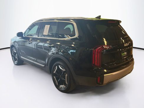 Used 2025 Kia Telluride S AWD/4WD image 5