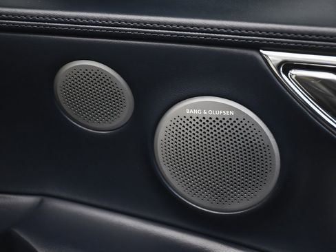 Used 2025 Genesis GV80 3.5T Prestige image 23