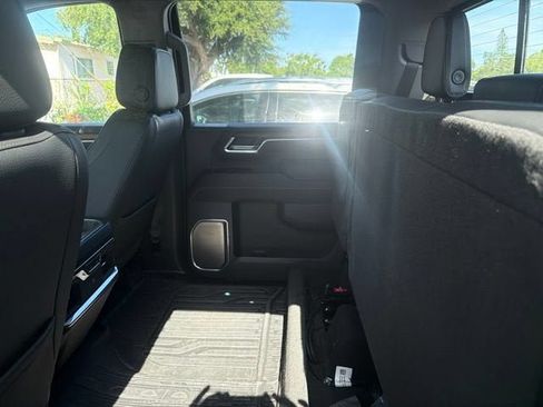 Used 2025 GMC Sierra 3500 Denali w/ Denali Reserve Package AWD/4WD image 7