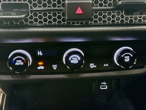 Used 2024 Honda HR-V Sport image 16