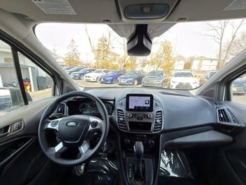 Used 2023 Ford Transit Connect XL image 31