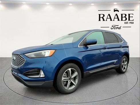 Used 2023 Ford Edge SEL w/ Convenience Package image 3