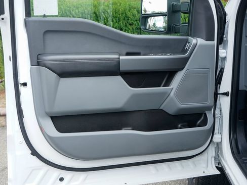 Used 2024 Ford F250 XL w/ STX Appearance Package AWD/4WD image 14