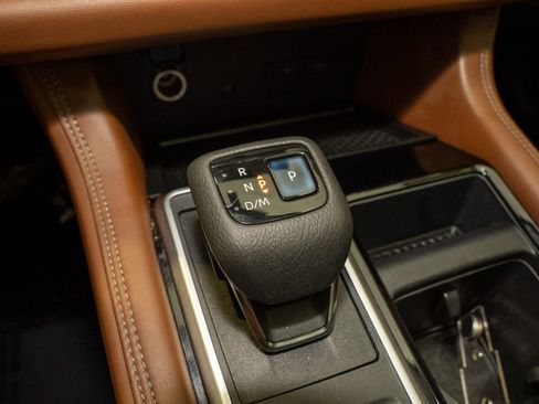 Used 2022 Nissan Pathfinder Platinum w/ Cargo Package image 19