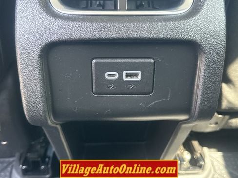 Used 2022 Chevrolet Blazer LT AWD/4WD image 32