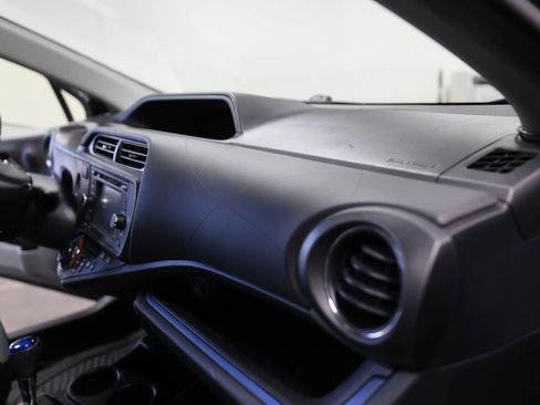 Used 2013 Toyota Prius C Three image 38