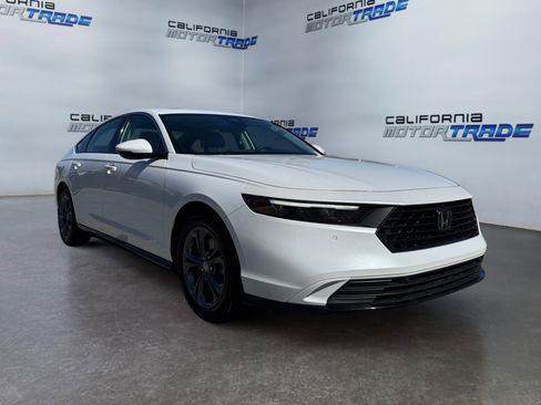 Used 2025 Honda Accord EX-L image 3