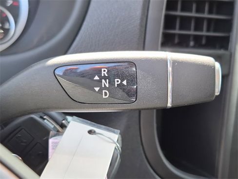 Used 2023 Mercedes-Benz Metris Passenger image 25