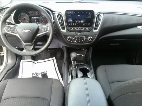 Used 2023 Chevrolet Malibu LT image 20